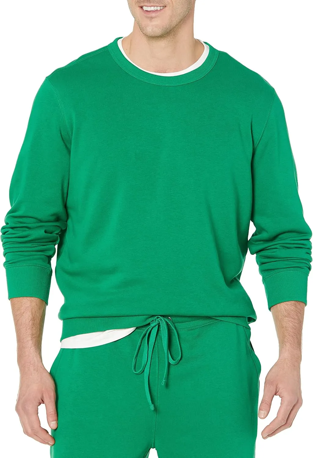 Amazon Essentials Men's Crewneck Sweatshirt, Lightweight Long-Sleeve French Terry (Available in Big & Tall)