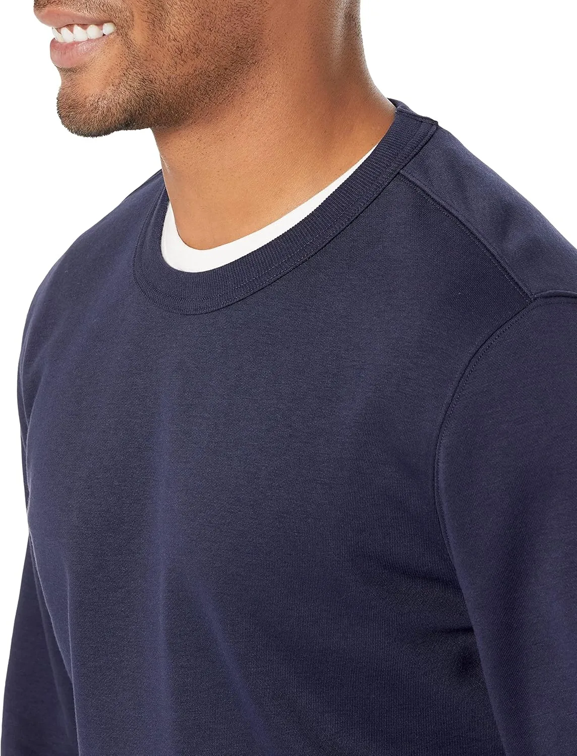 Amazon Essentials Men's Crewneck Sweatshirt, Lightweight Long-Sleeve French Terry (Available in Big & Tall)