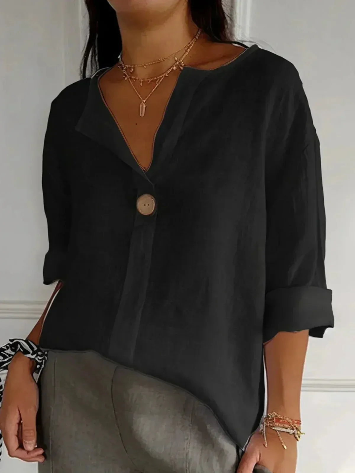 Aria | Casual V-Neck Blouse