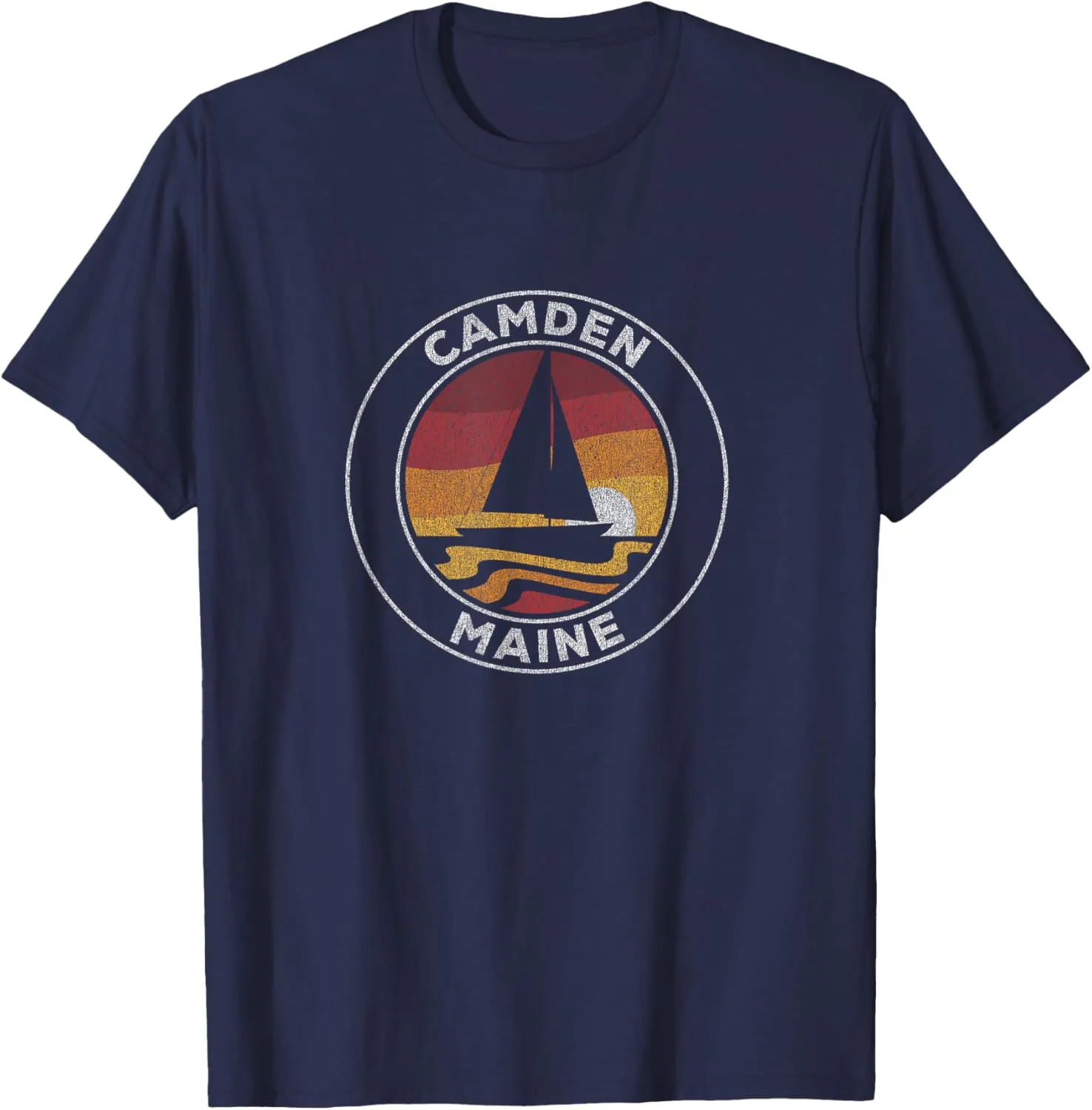 Camden Maine Vintage Sailboat 70s Retro Sunset T-Shirt