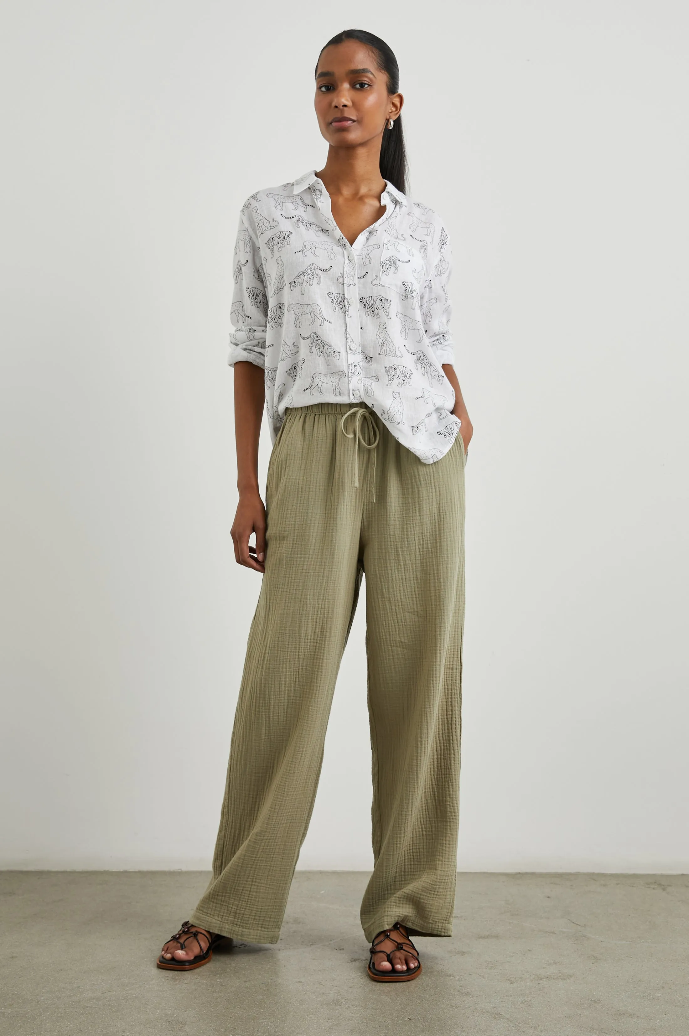 CHARLI SHIRT - IVORY JUNGLE CATS