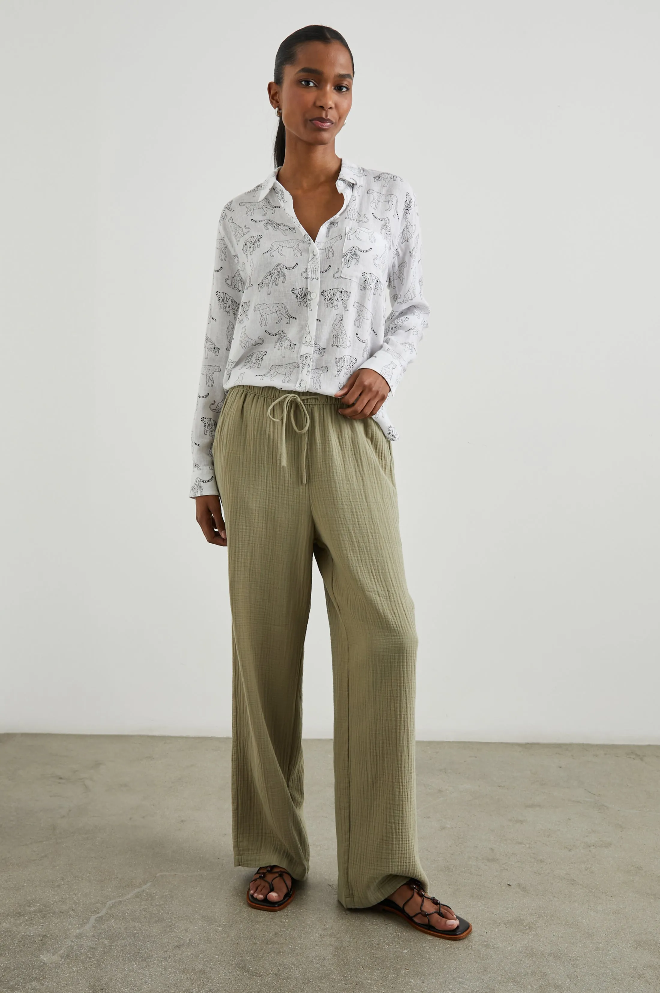 CHARLI SHIRT - IVORY JUNGLE CATS
