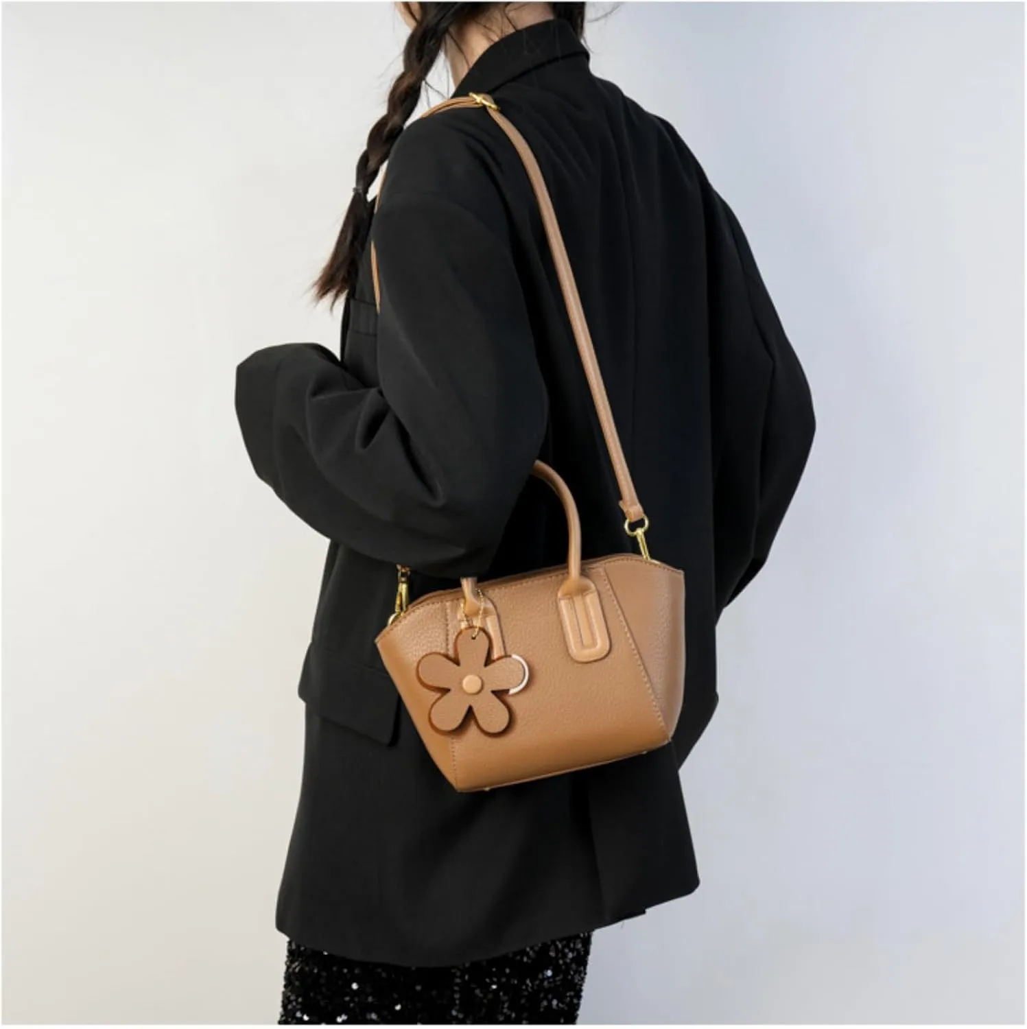 Fashionable Women's Bucket Bag - Versatile Handbag with Adjustable Strap & Flower Charm,Zippered Closure
