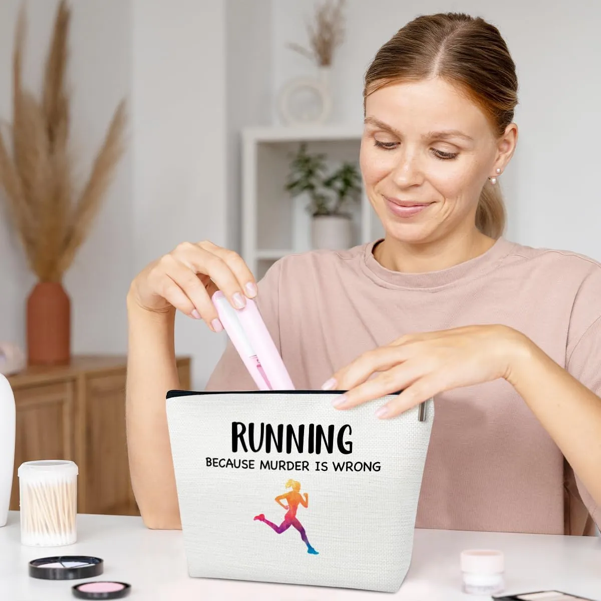 Funny Running Gifts Makeup Bag, Runner Gifts for Marathon Gym Sport Women, Sports Accessories for Women, Cosmetic Bags for Purse