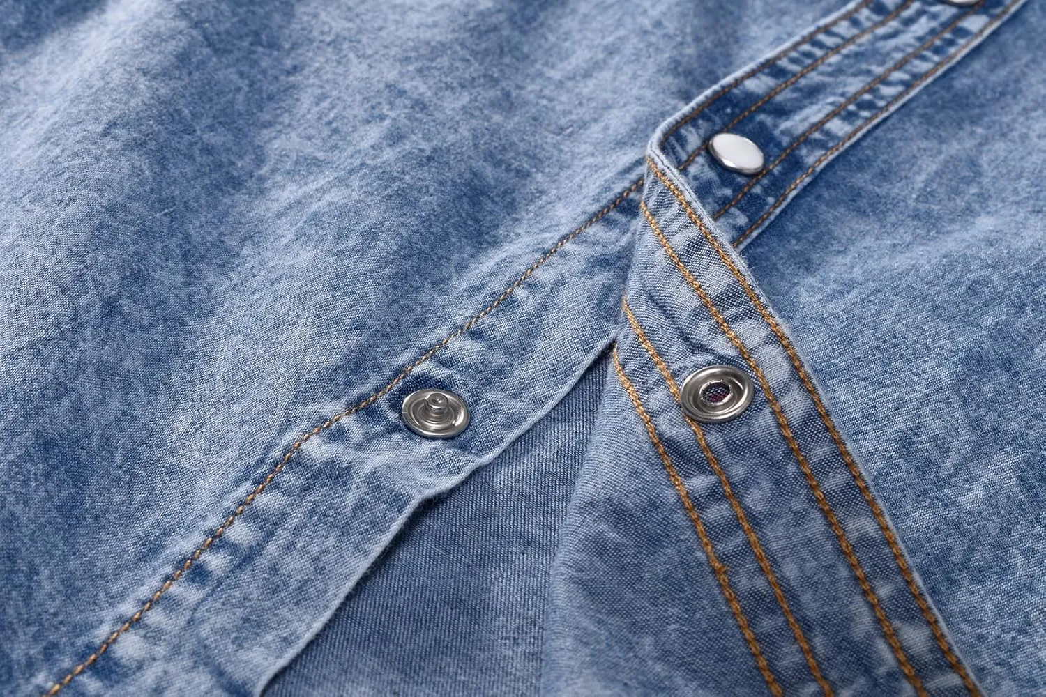 Men's Long Sleeve Double Pocket Snap Denim Shirt