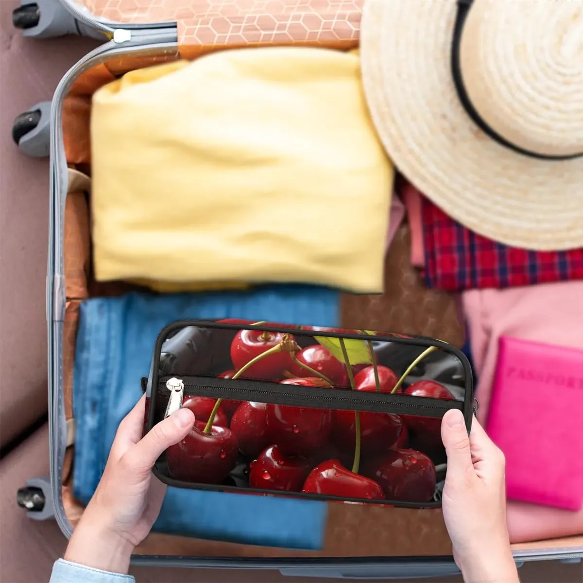 Travel Toiletry Bag for Women Men Fresh Cherries Hanging Cosmetic Bag Waterproof Makeup Bag for Shaving Makeup Toothbrush & Travel Essentials